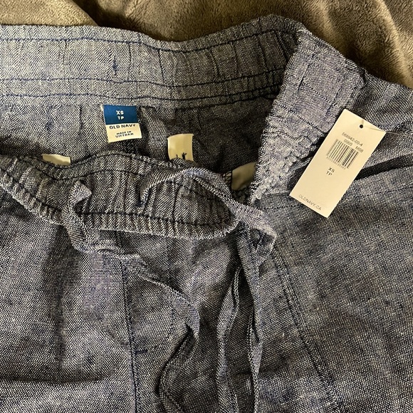 Old Navy - NWT Blue Pocket Shorts - Picture 2 of 5